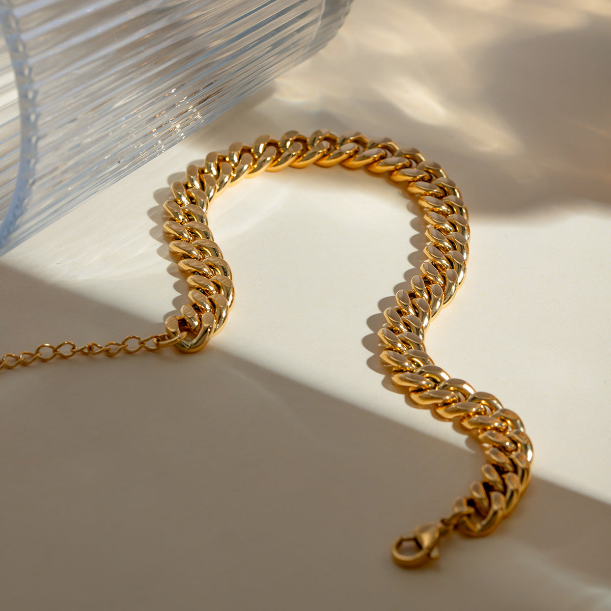 Curb Chain Gold Anklet - Marianela's Exclusive Shop