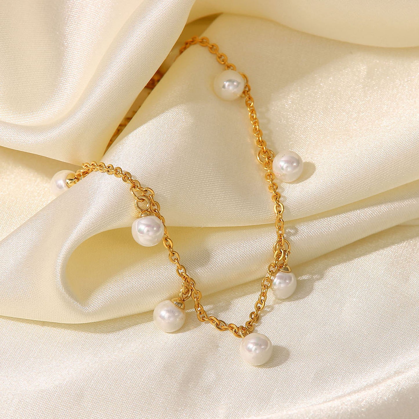 Golden Pearl Charm Anklet - Marianela's Exclusive Shop