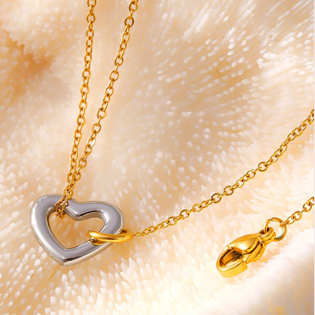 18K Gold-Plated Silver Heart Bracelet