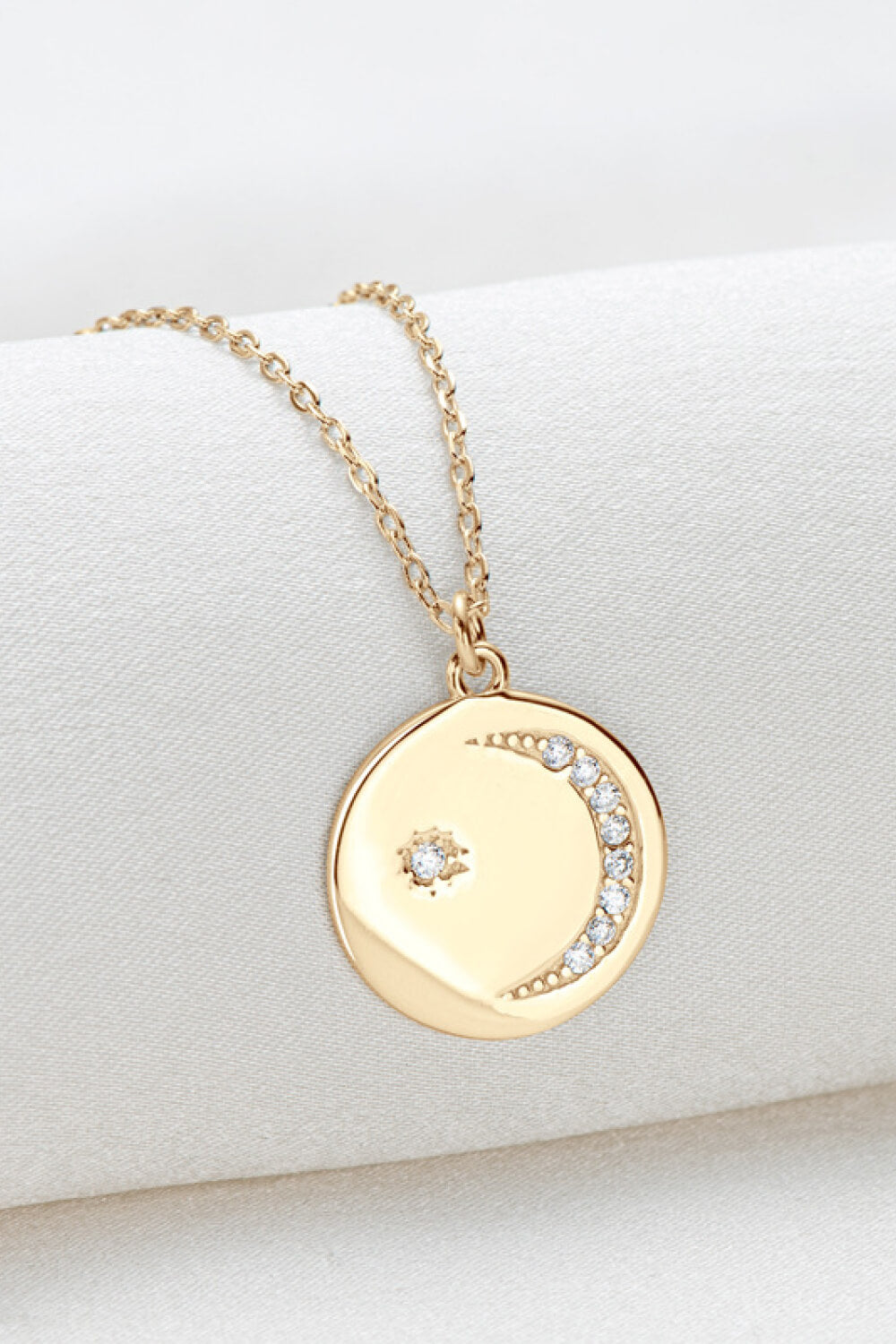 Crescent Glow Moissanite Pendant - Marianela's Exclusive Shop