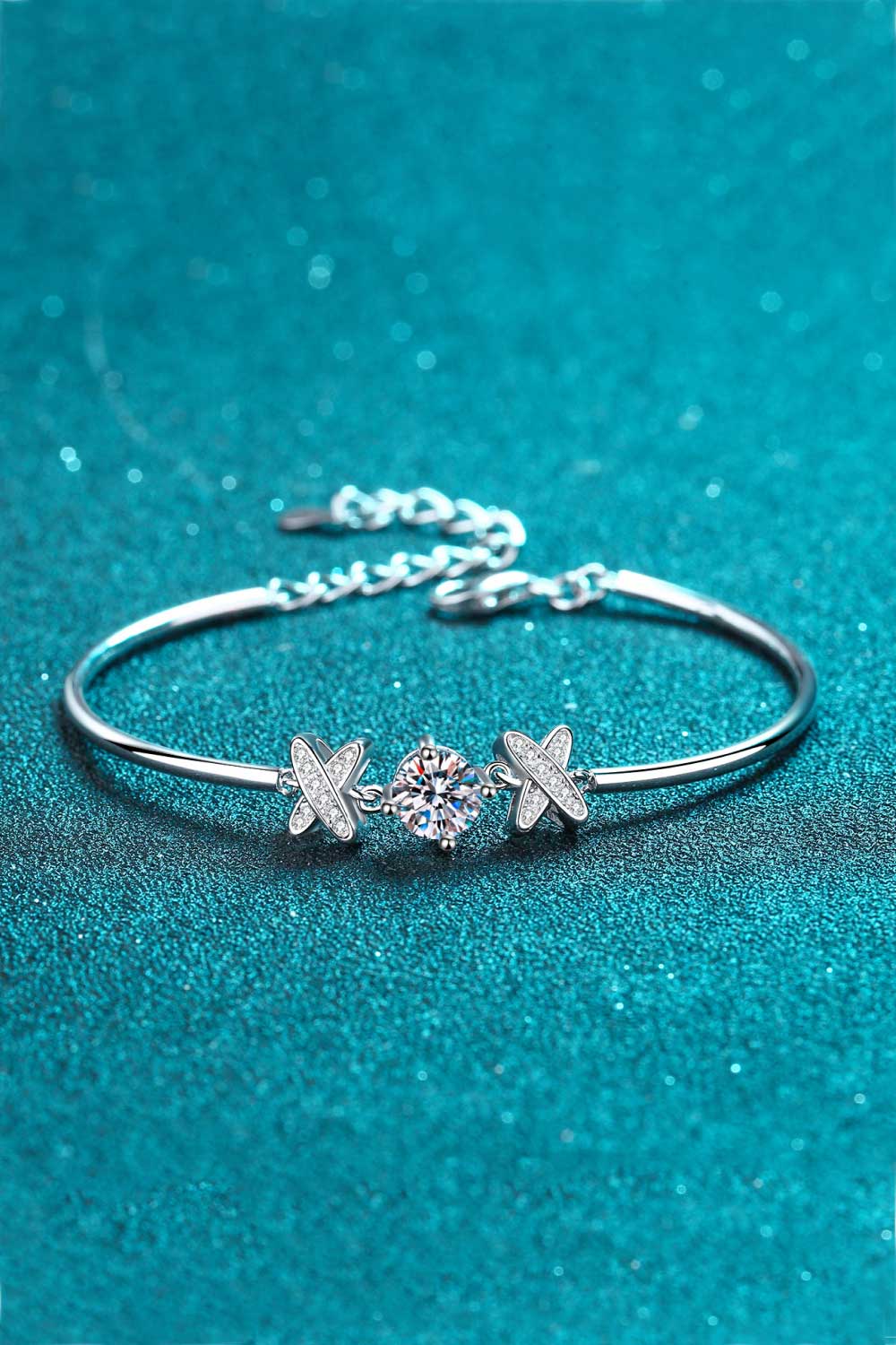 XOX Moissanite Bracelet